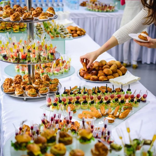 Wedding-Caterers-1024x1024